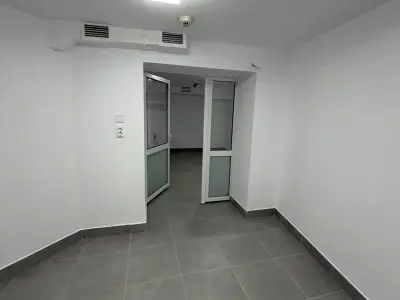 Spatiu_comercial de închiriat în Sector 5, București - 82 mp, Parter și Demisol img 9